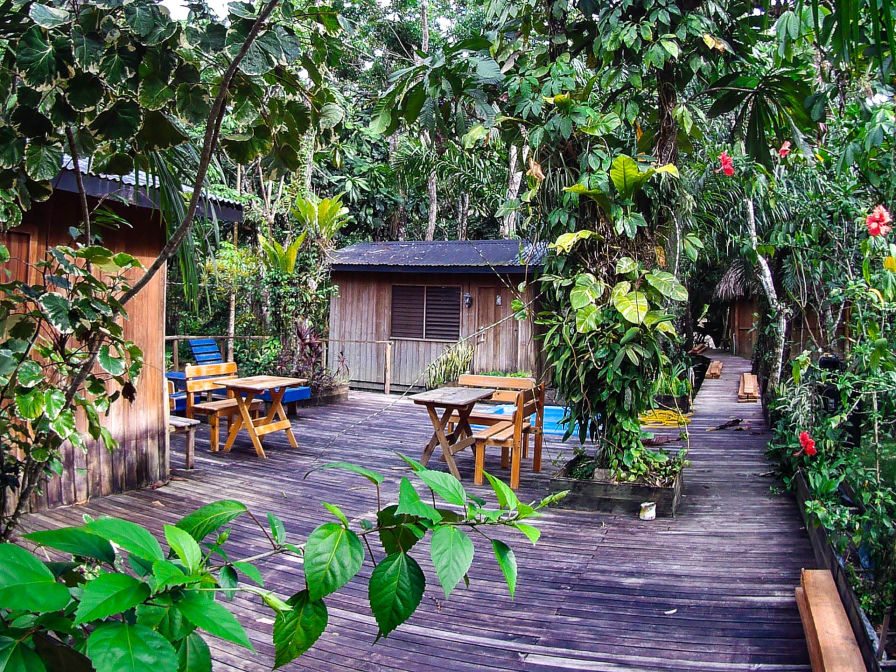 Hotel Kangaroo Rio Dulce Guatemala