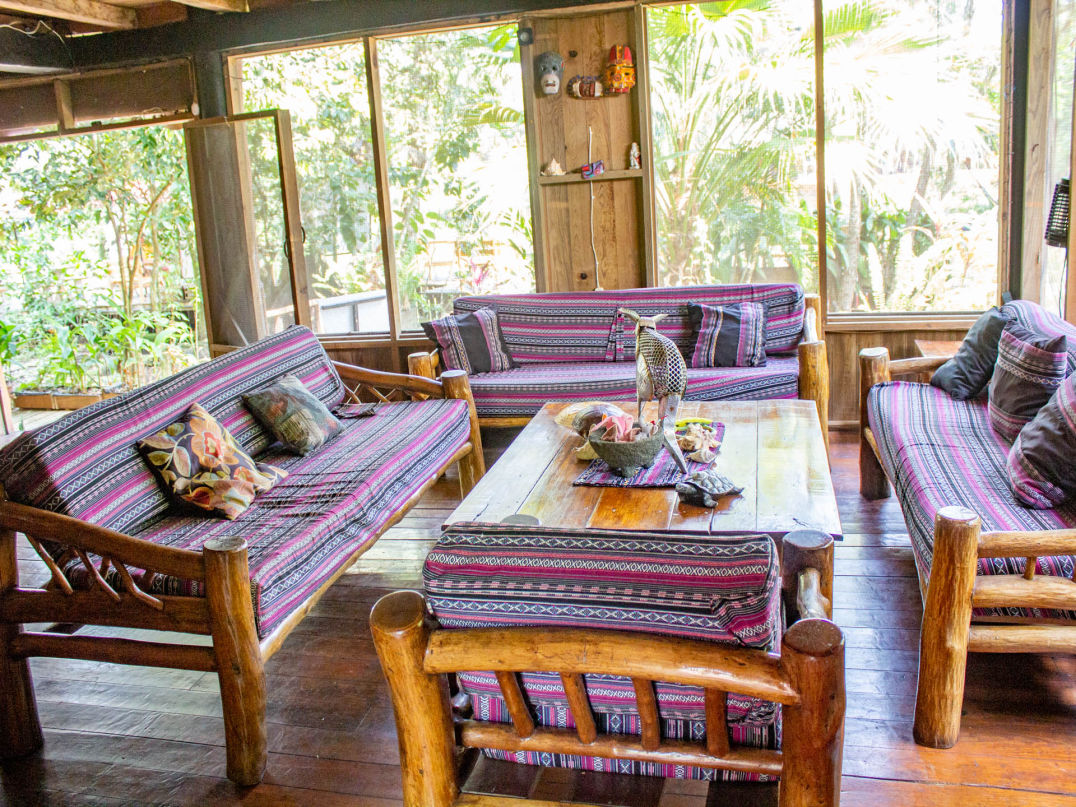 Hotel Kangaroo Rio Dulce Guatemala