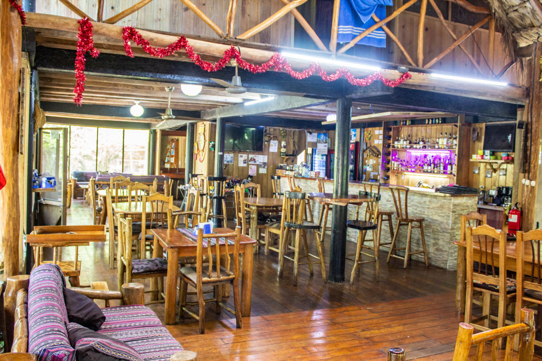 Restaurant Hotel Kangaroo Rio Dulce Guatemala