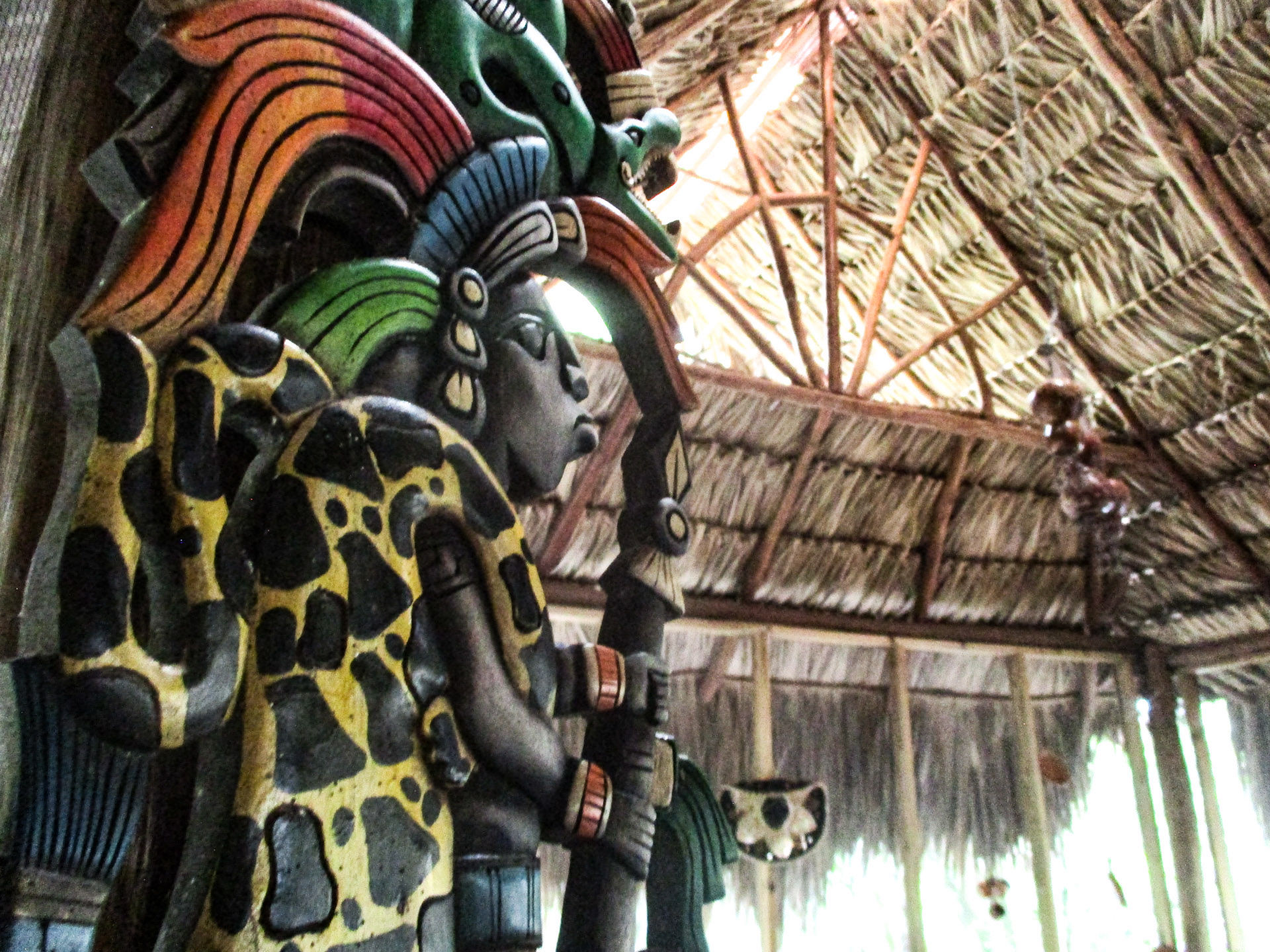 Hotel Kangaroo Rio Dulce Guatemala